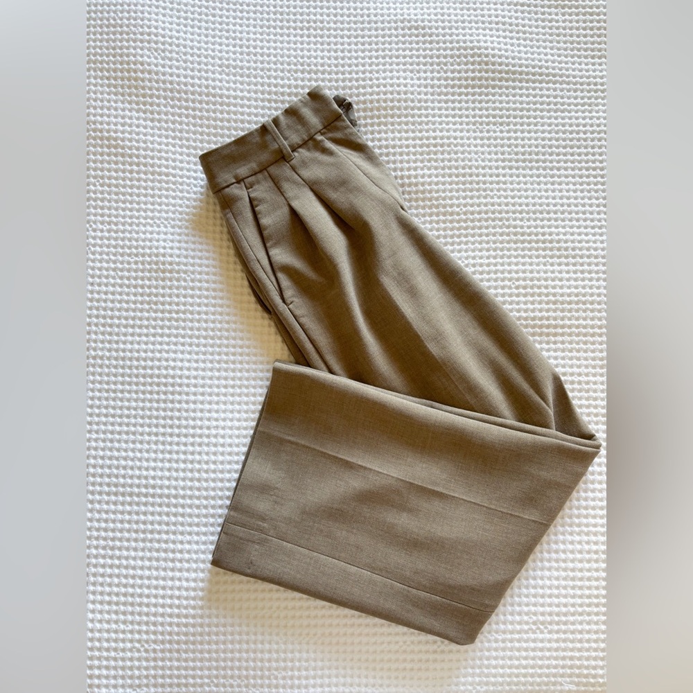 Aritzia Wilfred Effortless pants
